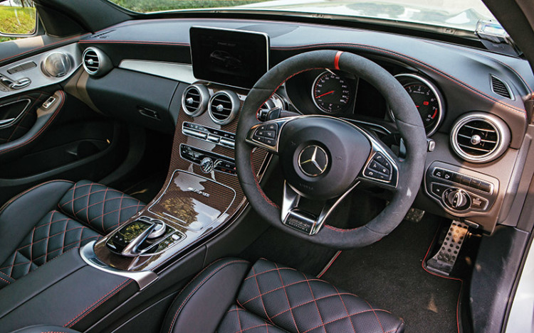 C63-S-cockpit