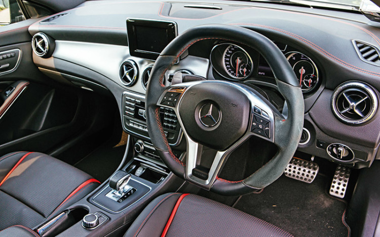 CLA45-cockpit