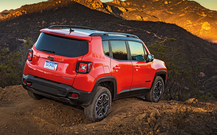 Jeep-Renegade_rear