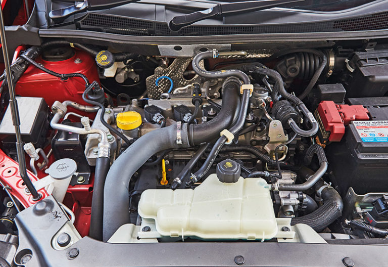 Group Test Nissan Pulsar 1.2 vs Nissan Note 1.2 Torque