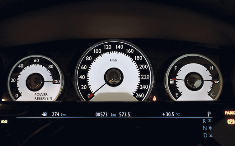 rolls-royce-wraith-gauges