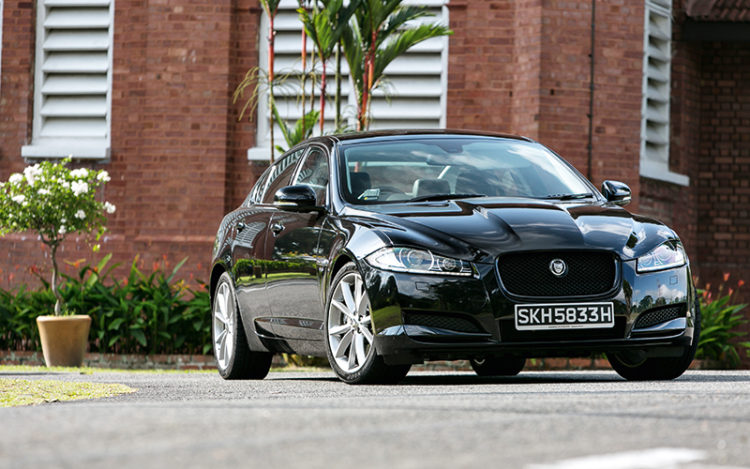 jaguar-xf-supercharged-main