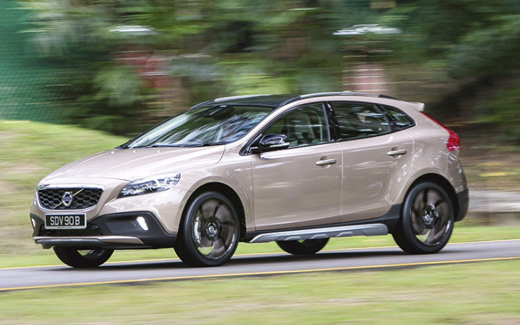 volvo-v40-t4-panning