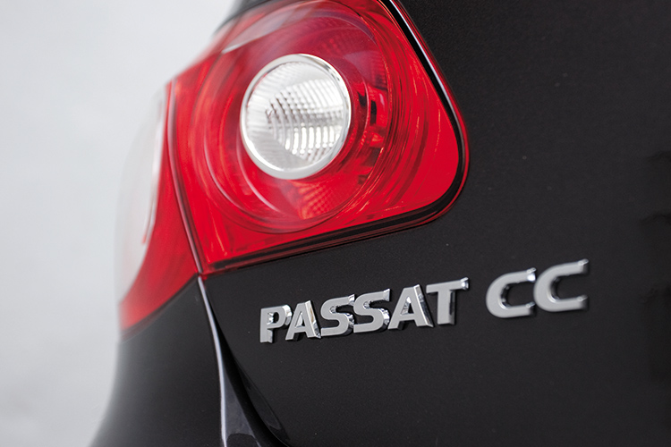 volkswagen passat cc badge