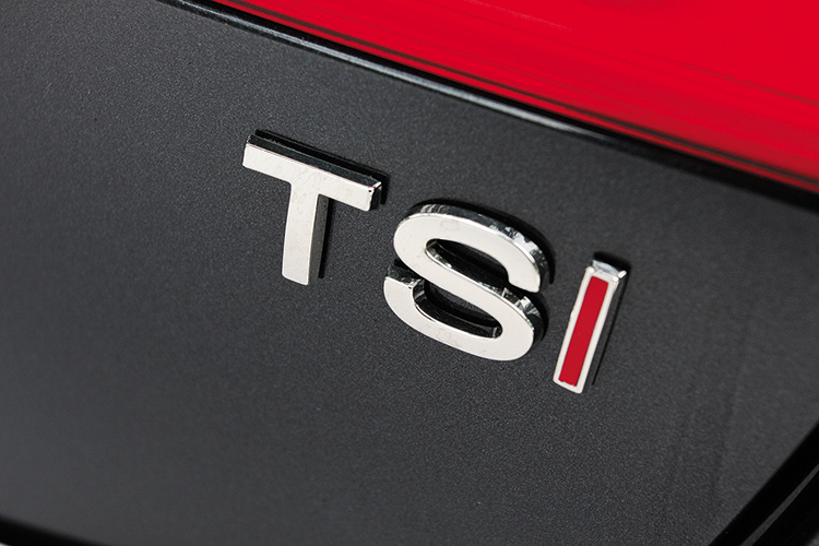 volkswagen jetta tsi badge