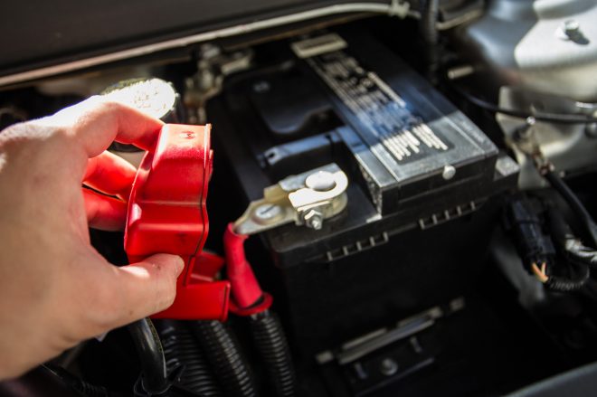 connecting positive and negative battery cables together