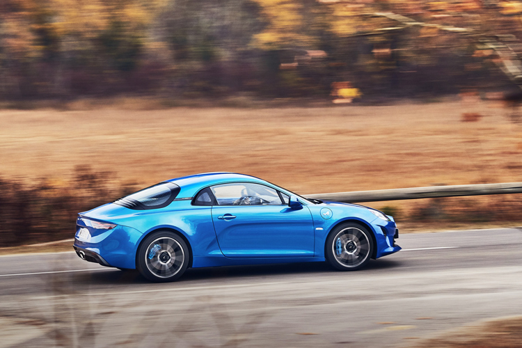 alpine a110 panning