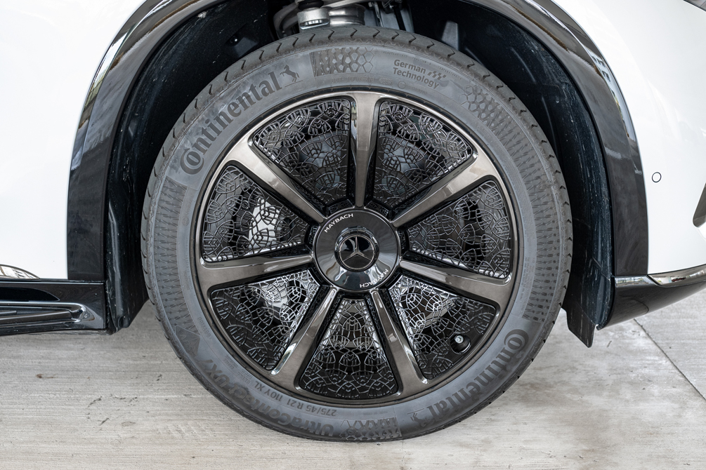 mercedes-maybach eqs680 suv wheels